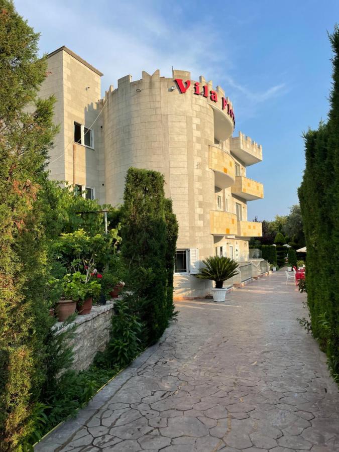 Vila Florika Hotel บอร์ช ภายนอก รูปภาพ